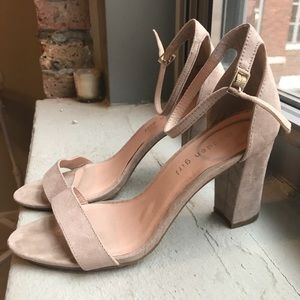 Madden girl nude platform sandal heels - size 7.5